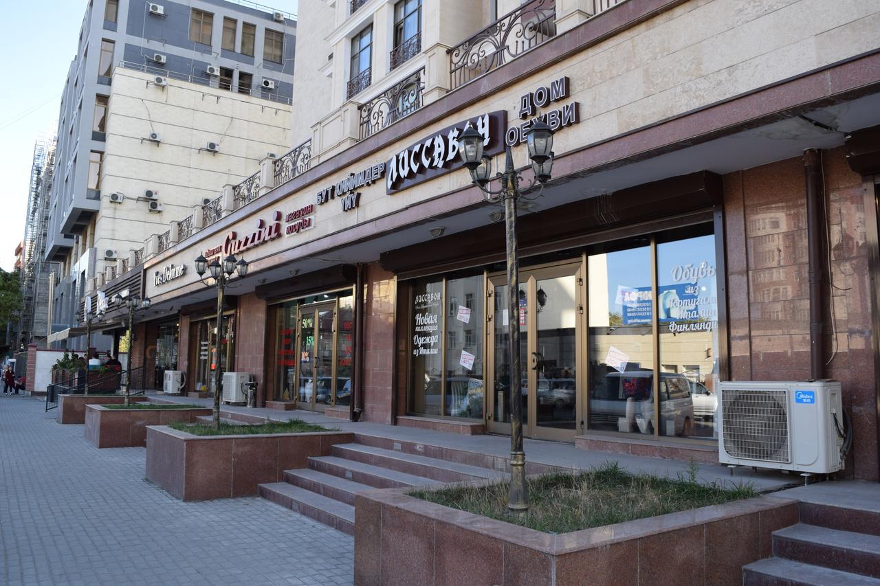 Cozyart Apartment Bishkek Esterno foto