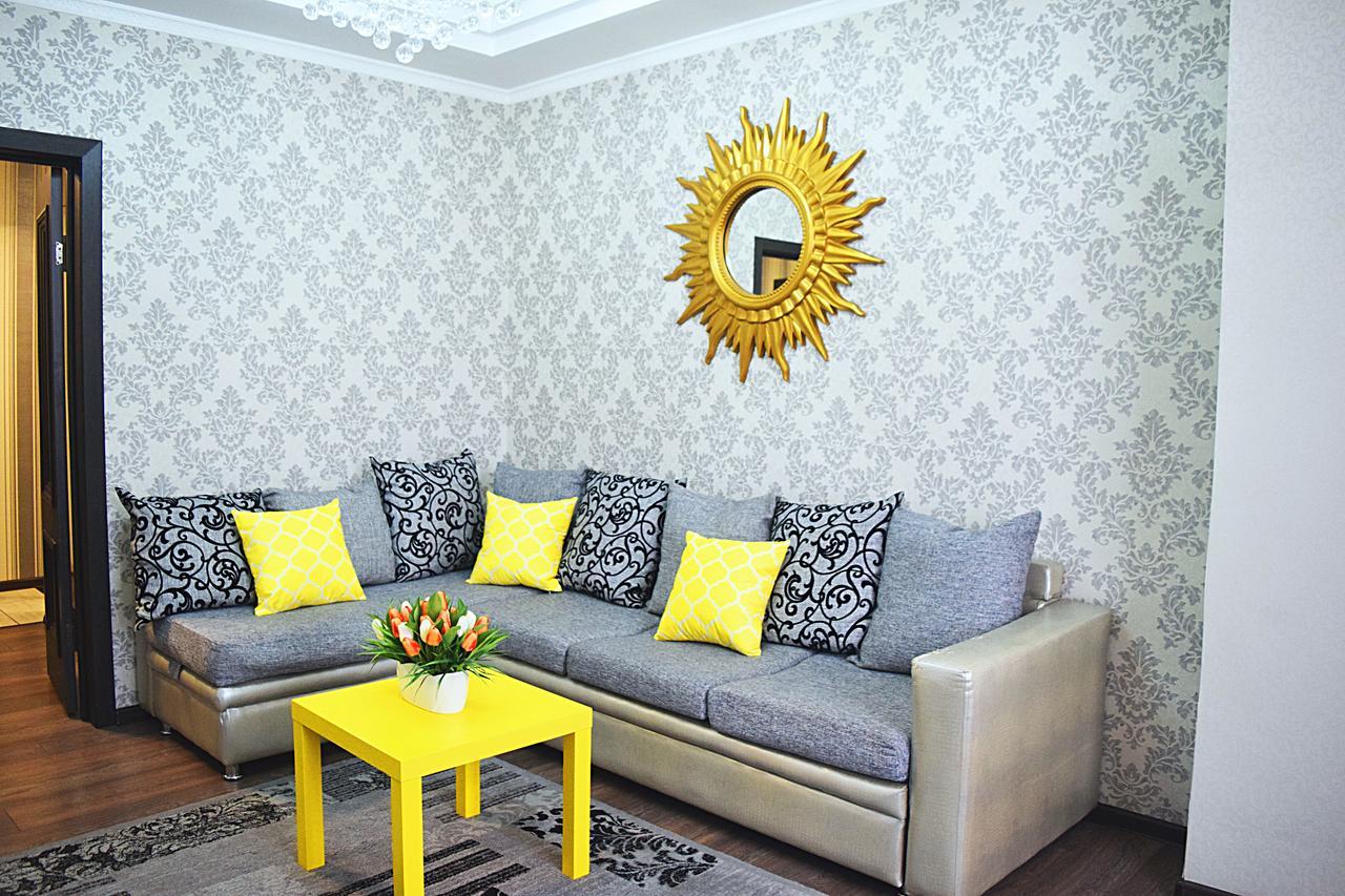 Cozyart Apartment Bishkek Esterno foto