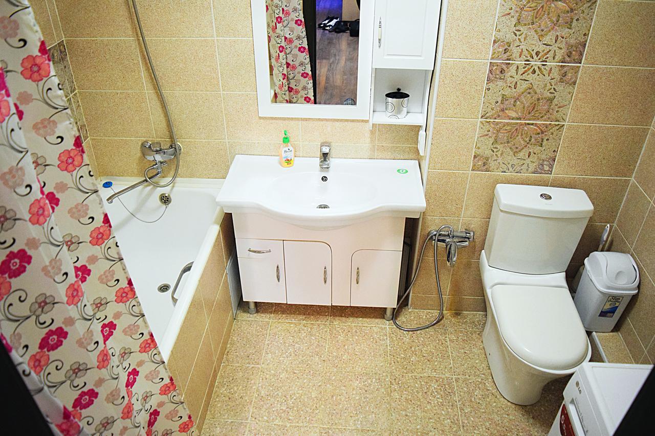 Cozyart Apartment Bishkek Esterno foto